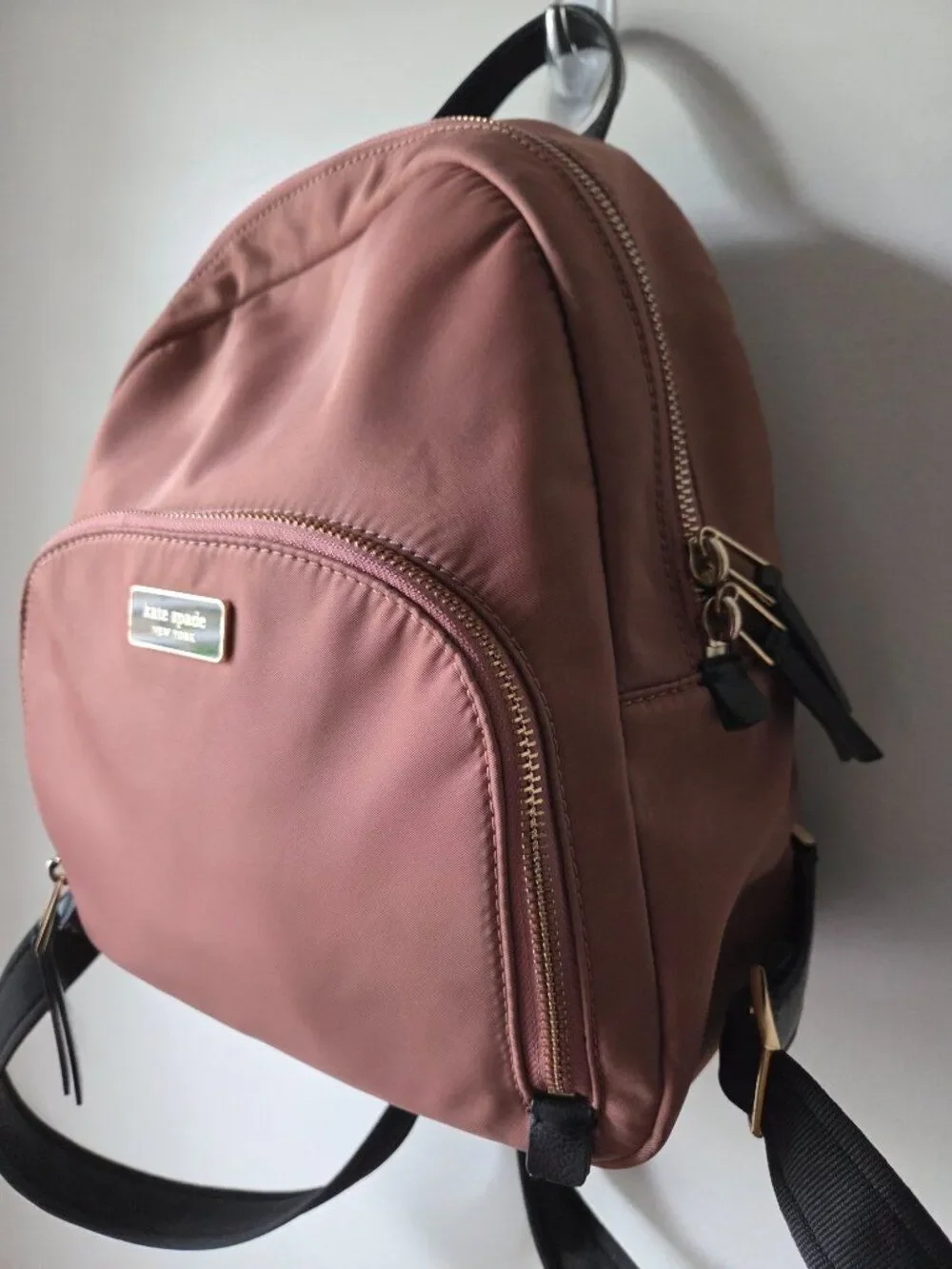 EUC KATE SPADE TAUPE BACKPACK MEDIUM